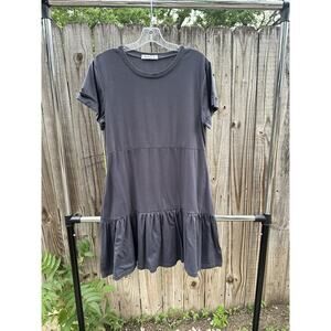 Berryou Charcoal Ruffle Hem T-Shirt Dress – Size Small